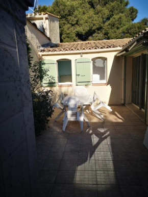 Maisonnette 6 pers rez de jardin avec terrasse